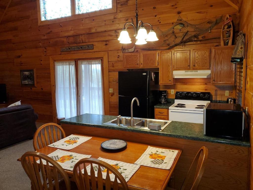 Story Brook: Beautiful True Log Cabin! Close To Dollywood, State Park, And More! 세비어빌 외부 사진