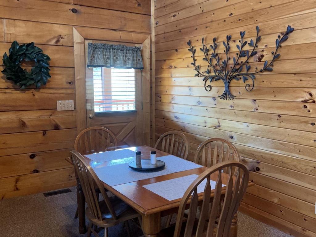 Story Brook: Beautiful True Log Cabin! Close To Dollywood, State Park, And More! 세비어빌 외부 사진