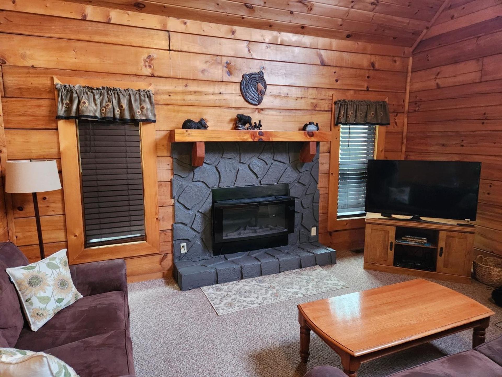 Story Brook: Beautiful True Log Cabin! Close To Dollywood, State Park, And More! 세비어빌 외부 사진